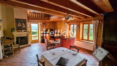 Maison - 160 m² - 7 pièces