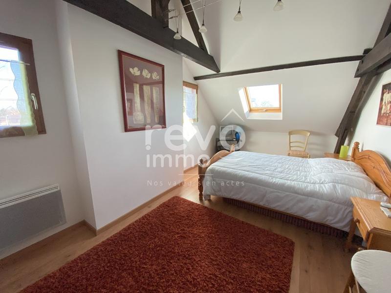 Maison - 145 m² - 9 pièces