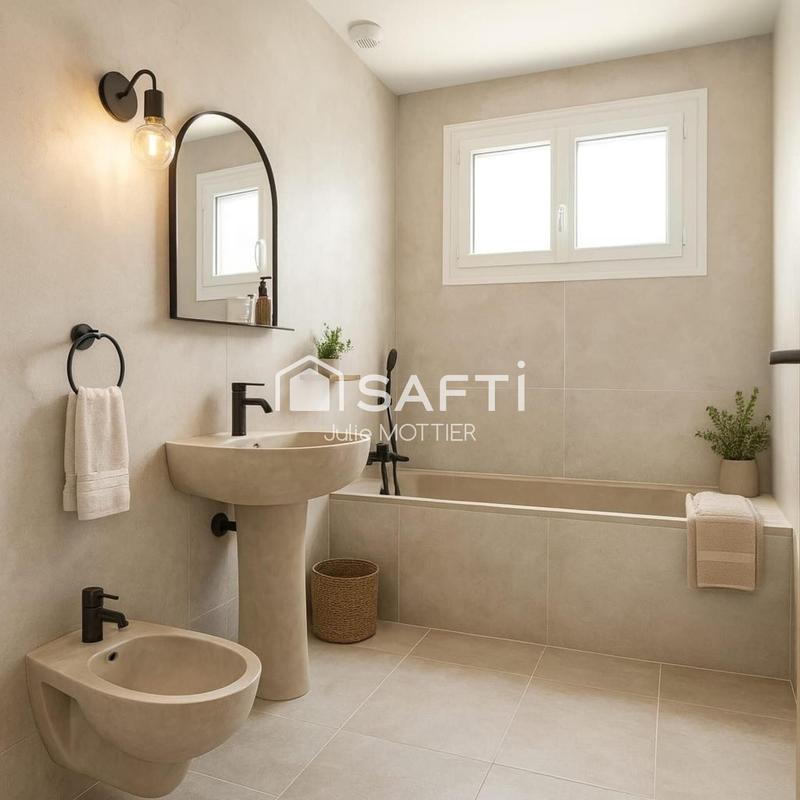 Maison - 90 m² - 5 pièces