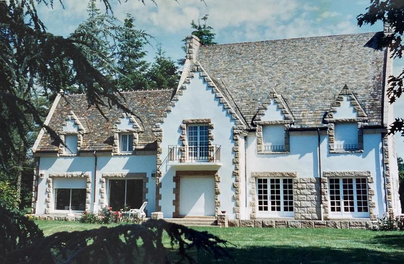 Maison - 308 m² - 10 pièces