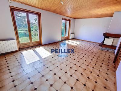 Maison - 97 m² - 4 pièces