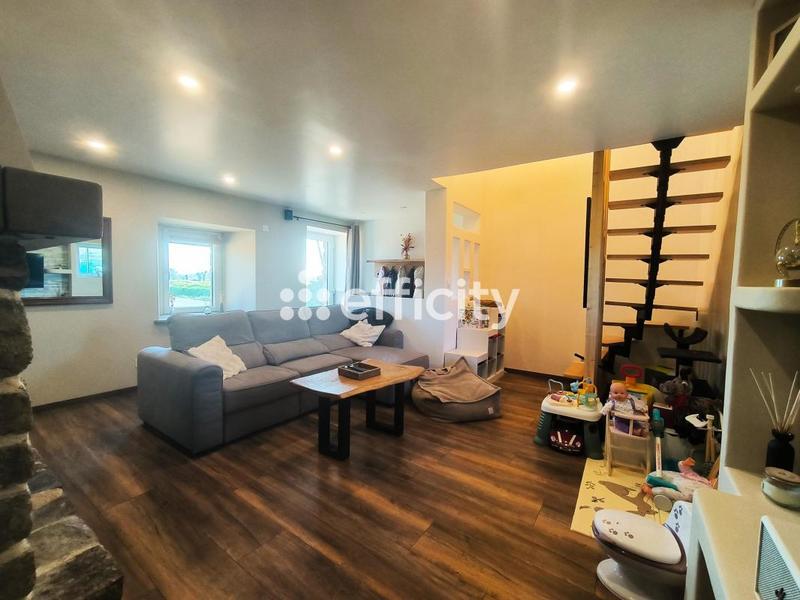 Maison en pierre - 125 m² - 5 pièces