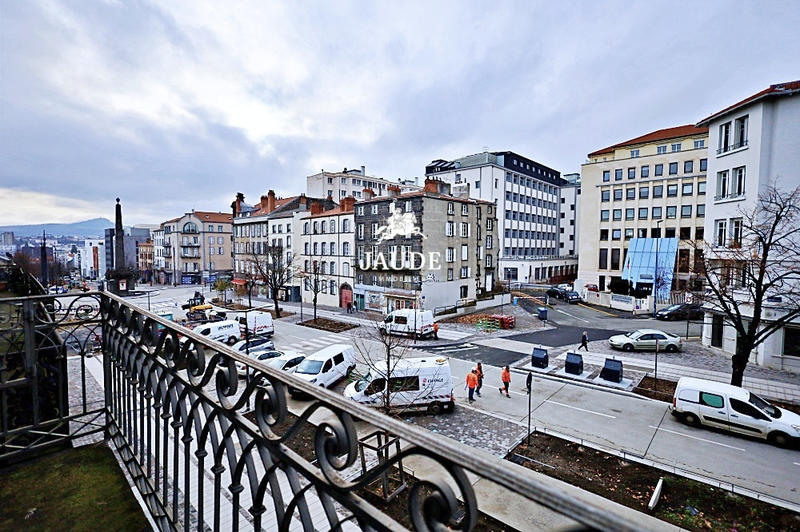 Appartement - 110 m² - 3 pièces