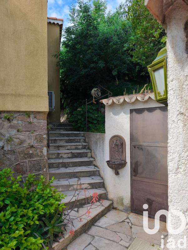 Maison - 142 m² - 5 pièces