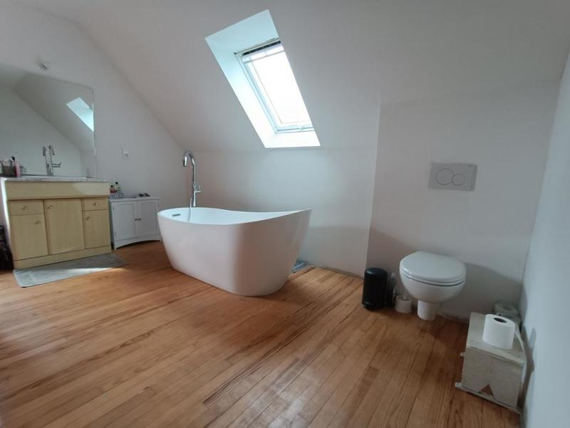 Maison - 104 m² - 4 pièces