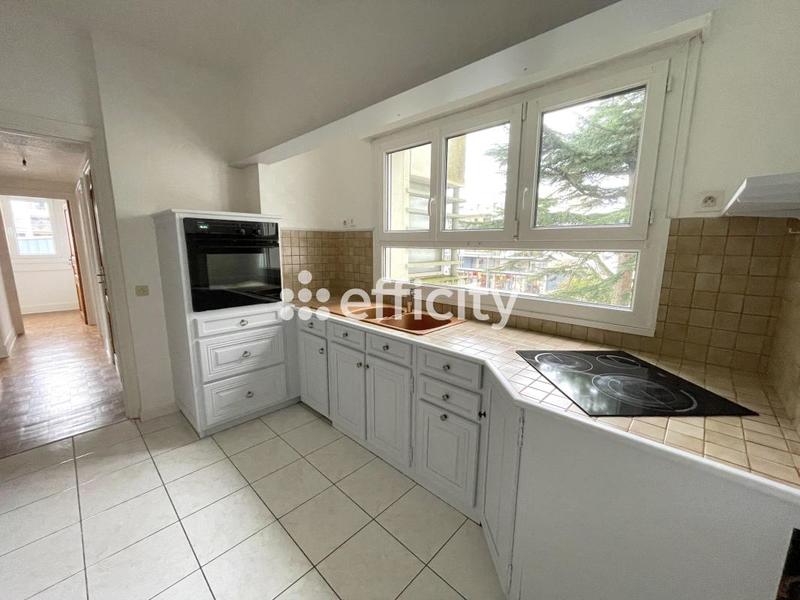 Appartement - 76 m² - 4 pièces