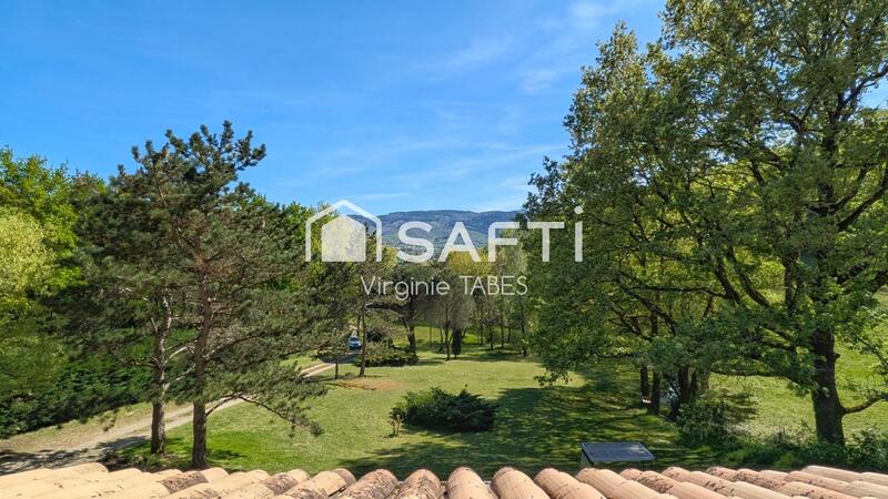 Maison - 175 m² - 8 pièces