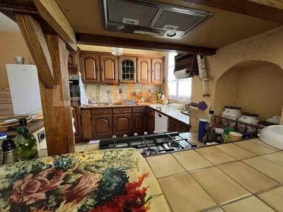 Villa - 237 m² - 8 pièces