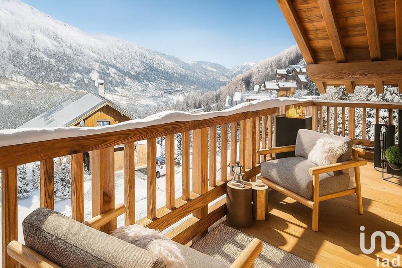 Maison - 203 m² - 5 pièces