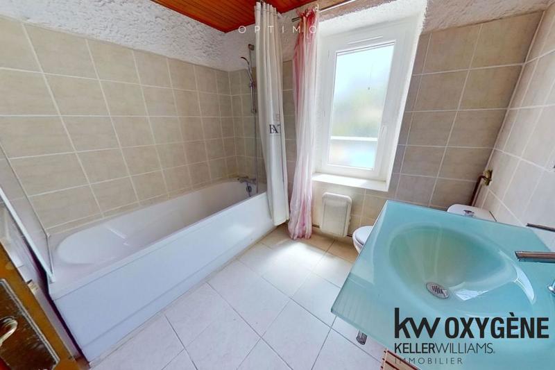 Maison - 125 m² - 8 pièces