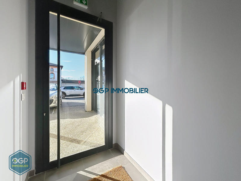 Local commercial - 130 m² - 5 pièces