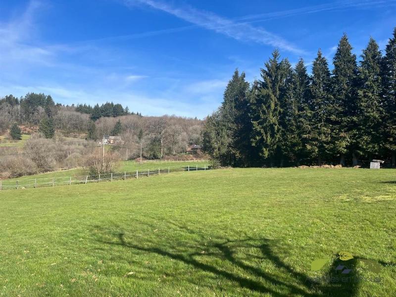 Propriété - 195 m² - 6 pièces