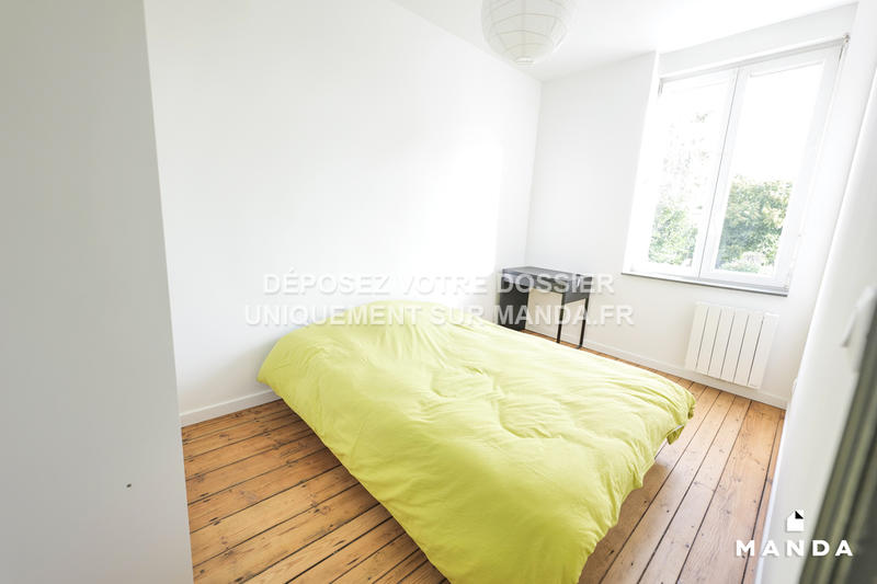 Chambre - 10 m² - 5 pièces