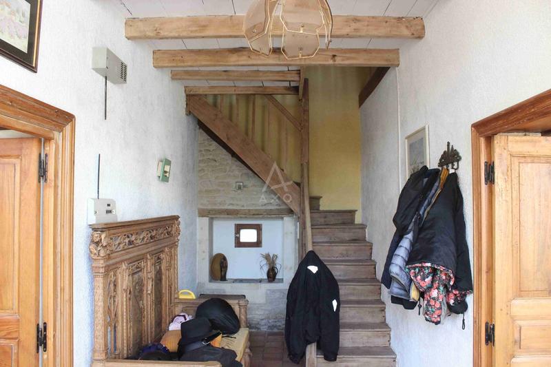 Maison de village - 285 m² - 7 pièces