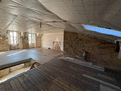 Maison - 105 m² - 3 pièces