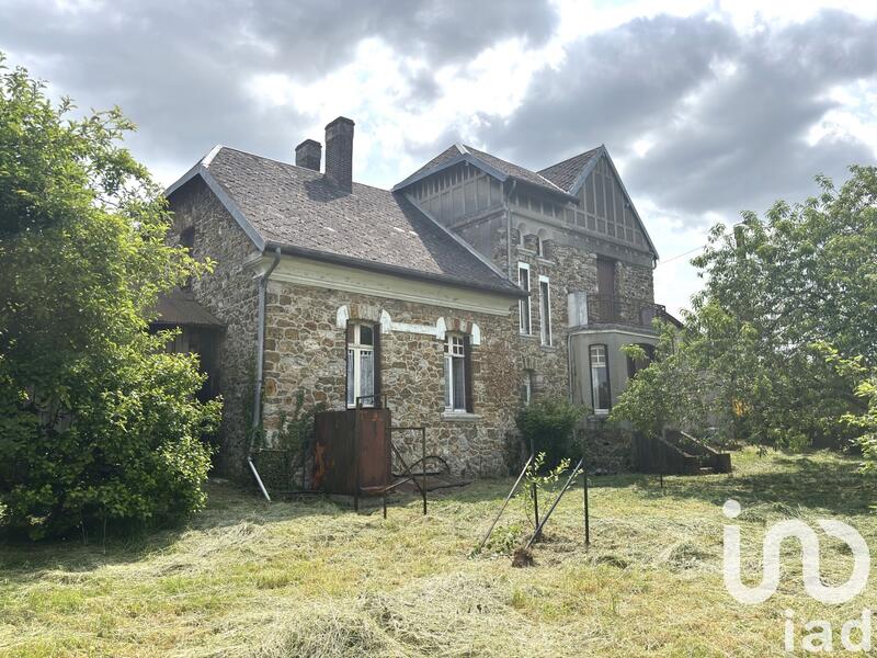 Maison - 201 m² - 7 pièces