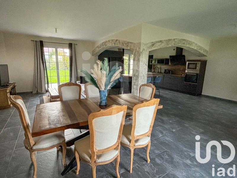 Maison - 152 m² - 7 pièces