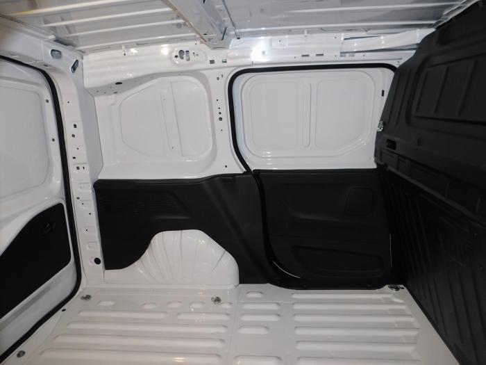 Peugeot Partner m 650kg Bluehdi 100ch s&amp;S