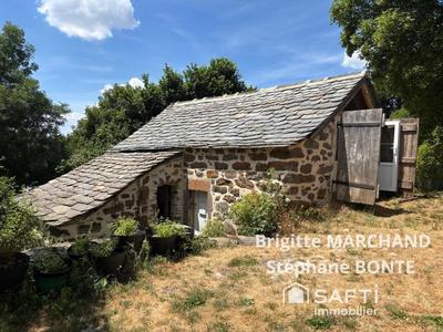 Maison - 198 m² - 13 pièces