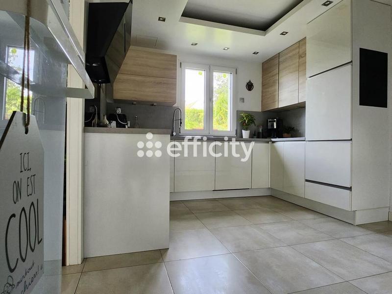 Pavillon - 167 m² - 7 pièces