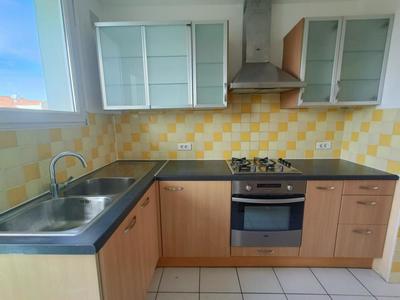 Appartement - 64 m² - 4 pièces