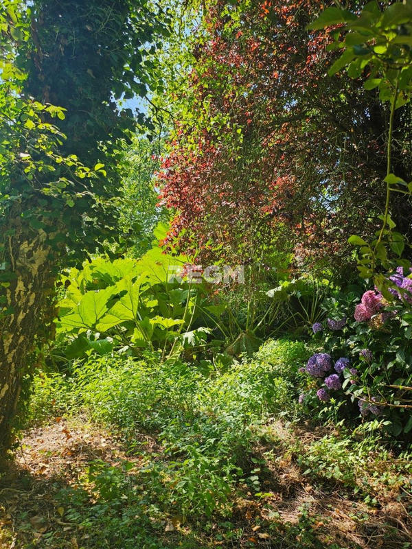 Propriété - 193 m² - 7 pièces