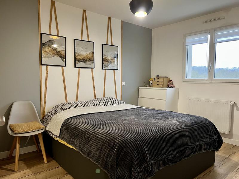 Maison - 102 m² - 4 pièces