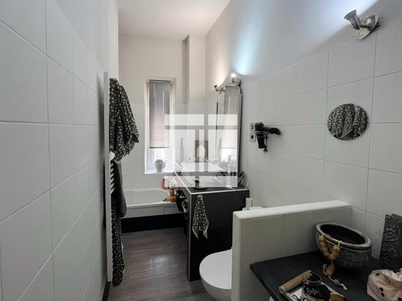 Appartement - 80 m² - 3 pièces