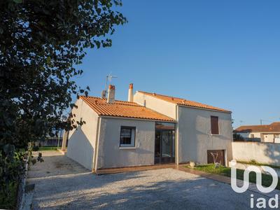 Maison - 107 m² - 6 pièces