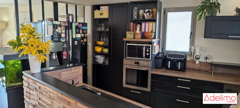 Maison - 102 m² - 4 pièces