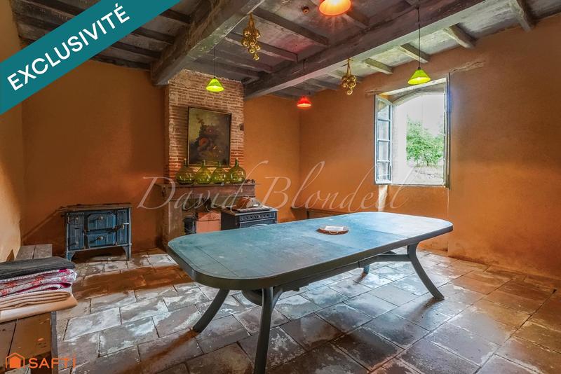 Maison - 271 m² - 8 pièces