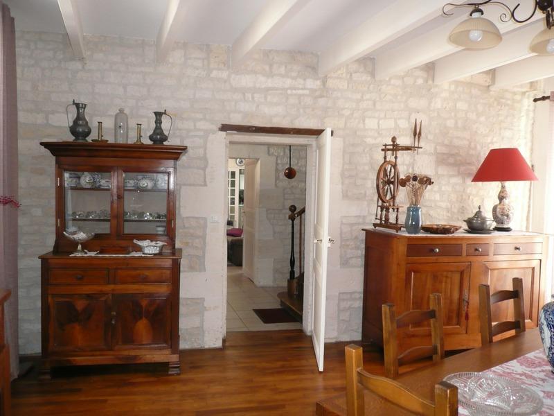 Maison - 350 m² - 9 pièces