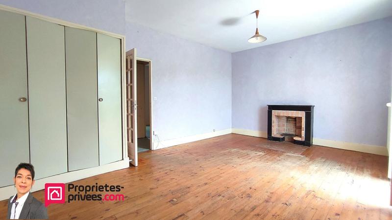 Immeuble - 151 m² - 9 pièces