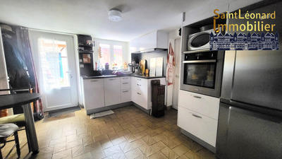 Maison traditionnelle - 158 m² - 8 pièces