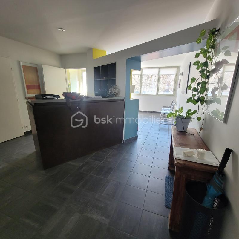 Appartement - 85 m² - 4 pièces