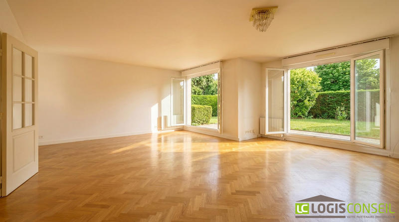 Appartement - 105 m² - 5 pièces