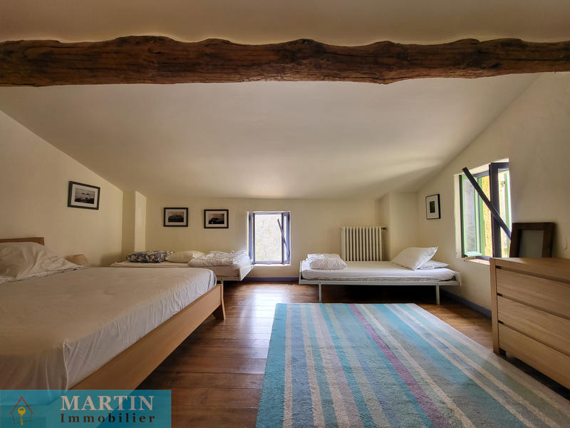 Mas - 280 m² - 11 pièces