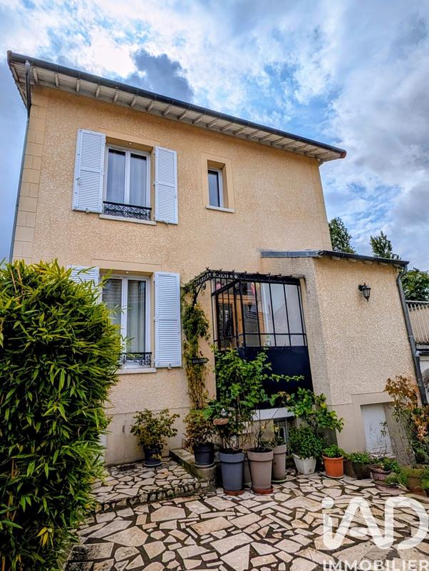 Maison - 88 m² - 5 pièces