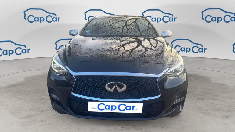 Infiniti Q30 2.0 t 211 Awd 7dct Luxe Tech - Automatique Entretien constructeur