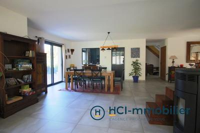 Maison - 165 m² - 6 pièces