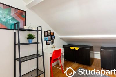 Chambre - 12 m² - 1 pièce