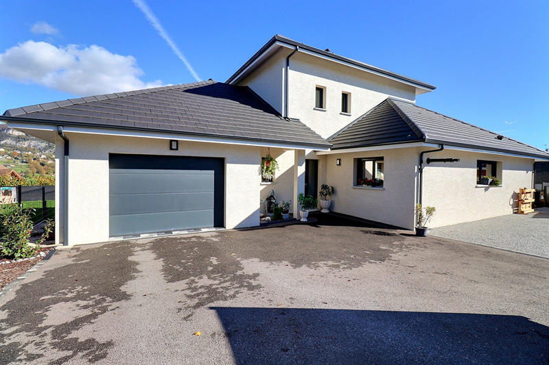 Maison - 148 m² - 4 pièces