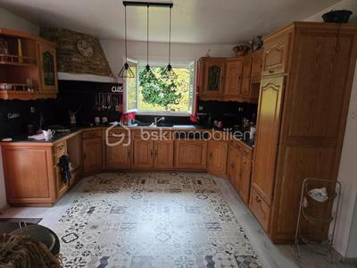 Demeure - 216 m² - 6 pièces