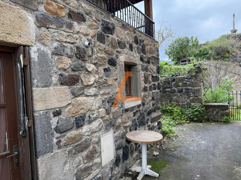 Maison de village - 110 m² - 5 pièces