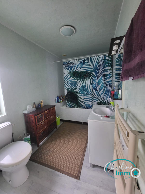 Maison - 179 m² - 7 pièces