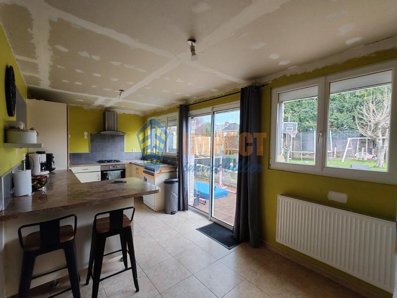 Maison - 98 m² - 4 pièces