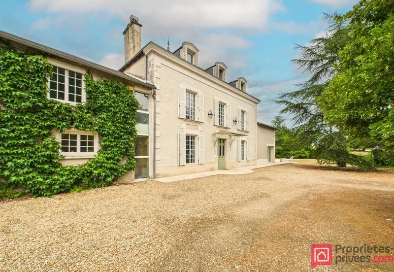 Propriété - 300 m² - 7 pièces