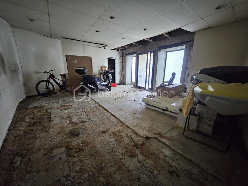 Immeuble - 250 m² - 5 pièces