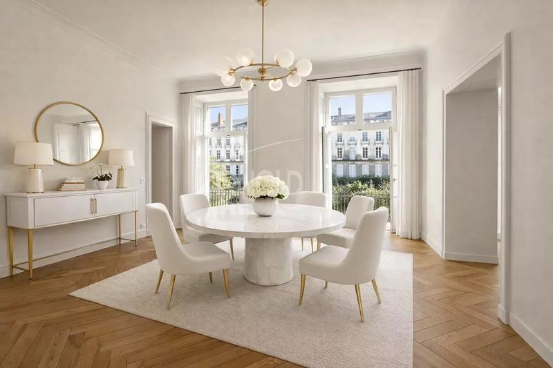 Appartement - 156 m² - 6 pièces