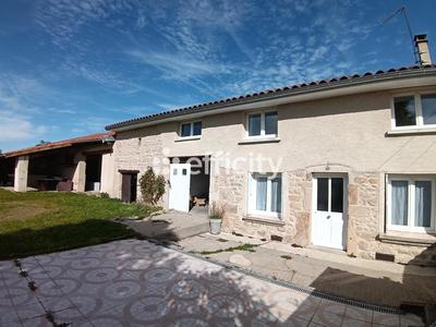 Ferme - 107 m² - 4 pièces